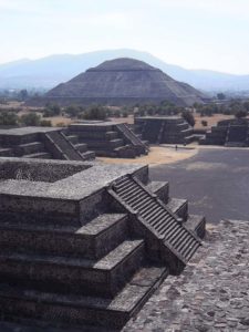 Teotihuacan pyramid