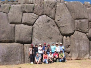 sacsayhuaman-june2007-group Sacsayhuaman group tour Peru